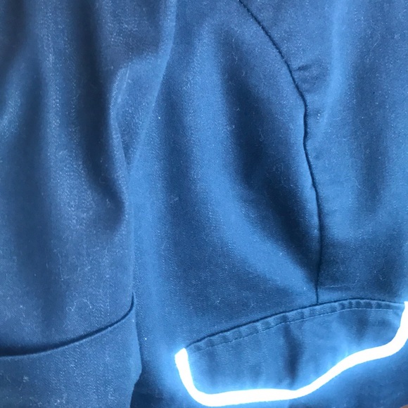 Navy Blue Blazer by Courtenay - Picture 5 of 5